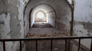 Obraz zawieraj�cy opuszczone, �ciana, budynek, w pomieszczeniu

Opis wygenerowany automatycznie